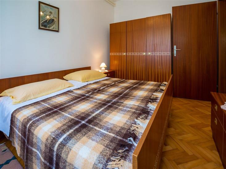 Apartment A1, for 6 persons