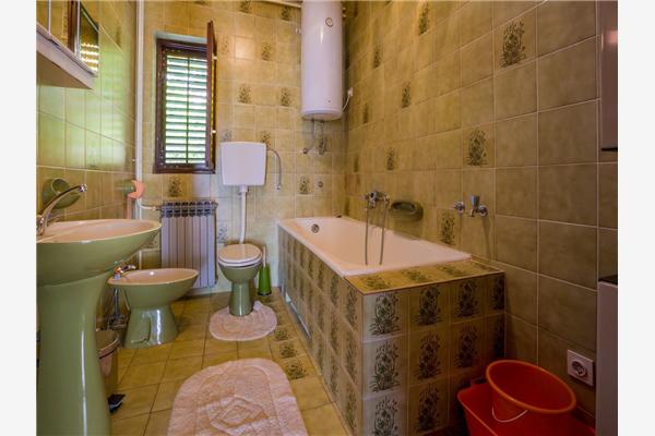 Apartment A1, for 6 persons