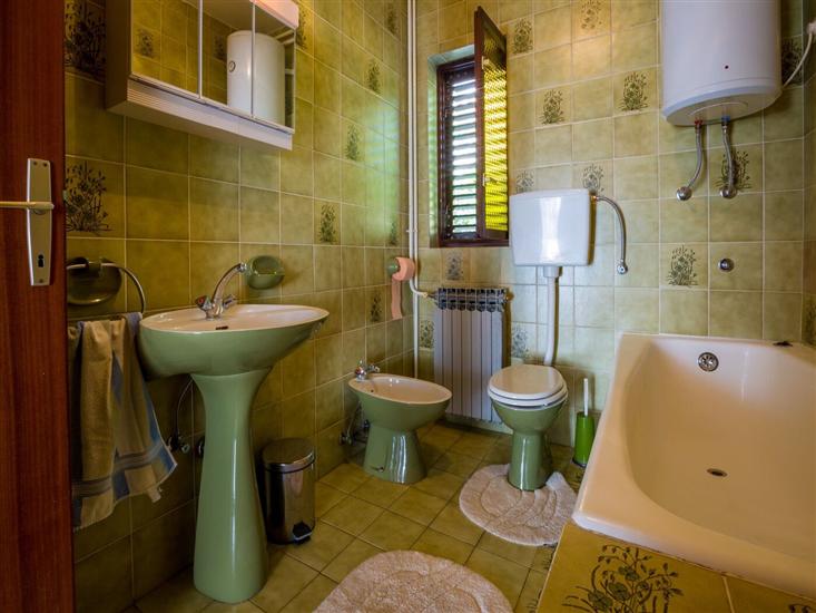 Apartment A1, for 6 persons