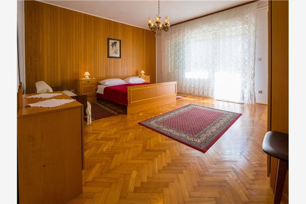 Apartment A1, for 6 persons