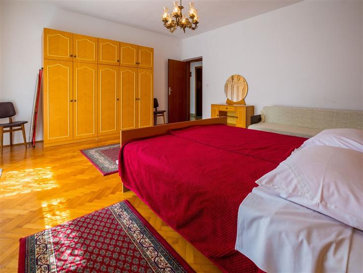 Apartment A1, for 6 persons