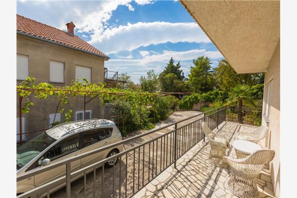 Apartment A1, for 6 persons