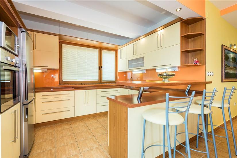 Apartment A1, for 7 persons