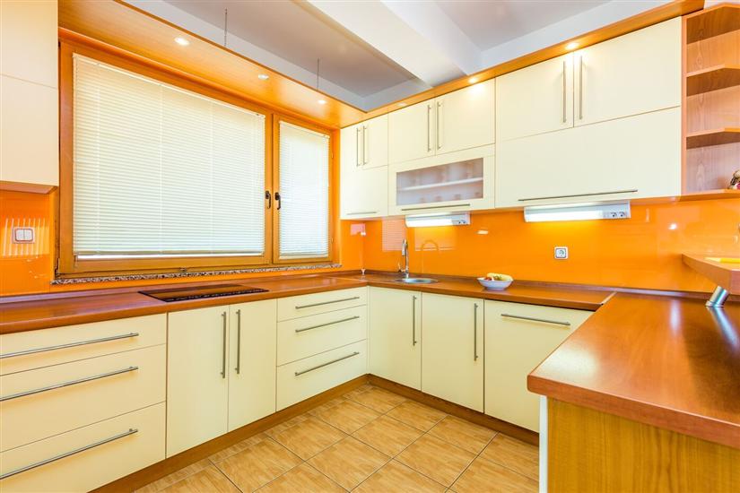 Apartment A1, for 7 persons