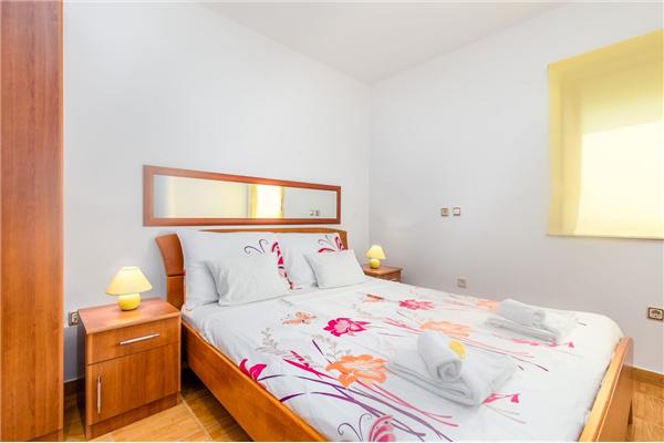 Apartment A1, for 7 persons