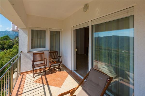 Apartment A1, for 6 persons