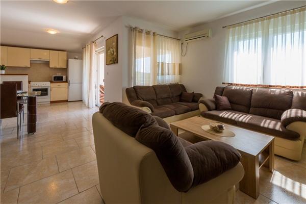 Apartment A1, for 6 persons
