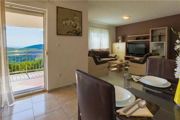 Apartment A1, for 6 persons