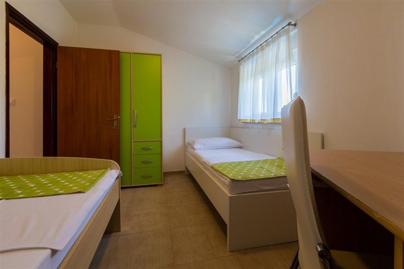 Apartment A1, for 6 persons