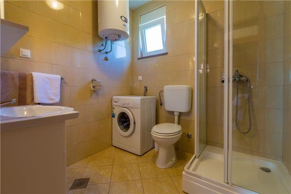 Apartment A1, for 6 persons