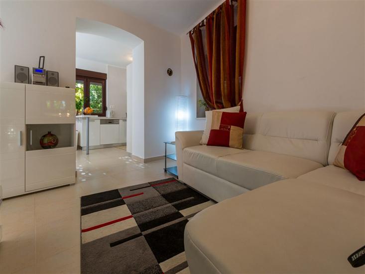 House K1, for 8 persons