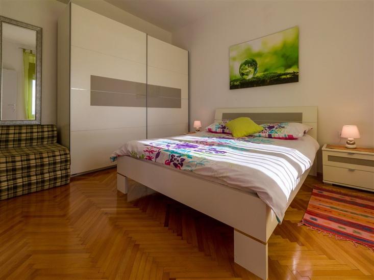 House K1, for 8 persons