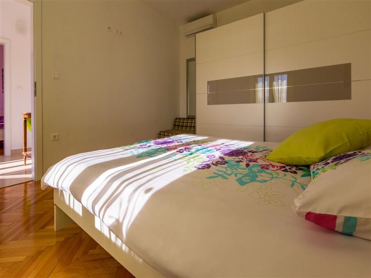 House K1, for 8 persons