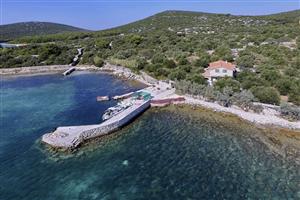 House - Tkon - island Pasman