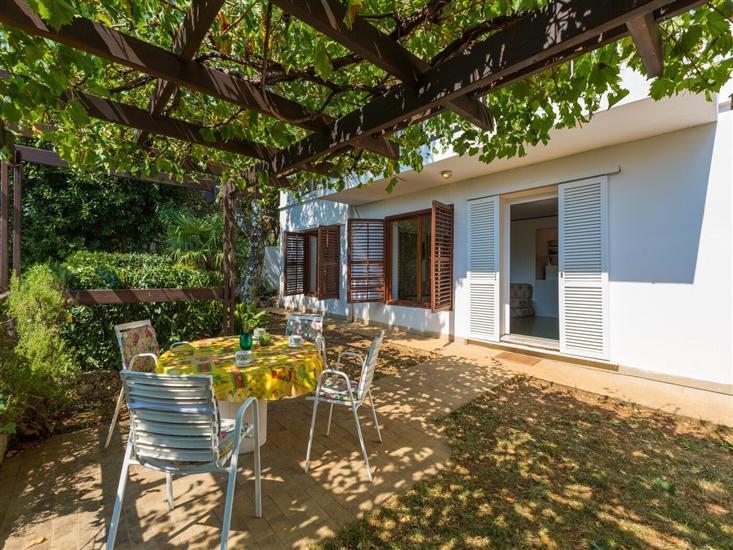 House A1, for 10 persons