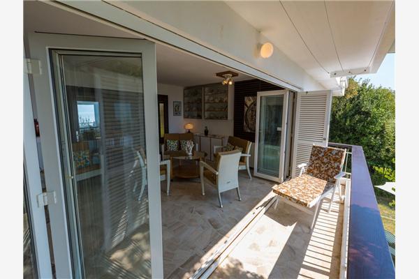 House A1, for 10 persons