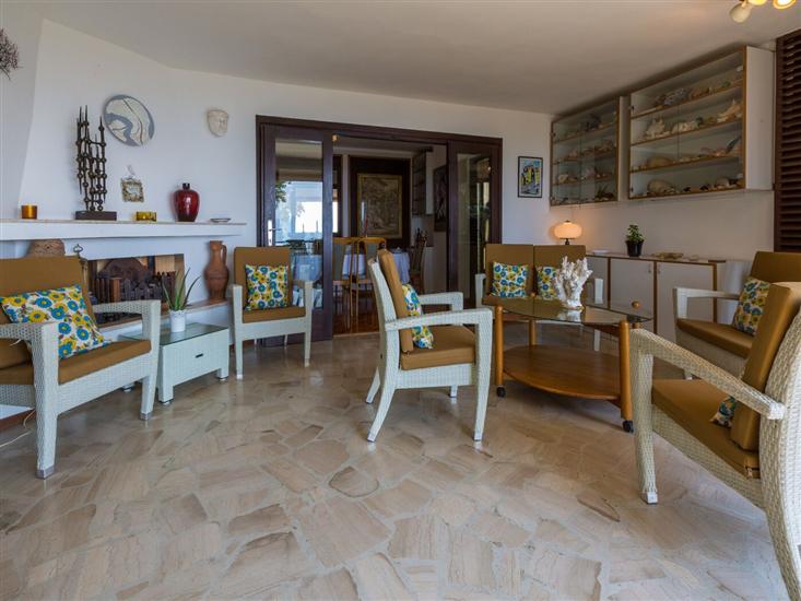 House A1, for 10 persons