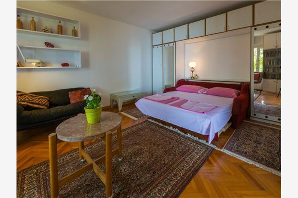 House A1, for 10 persons