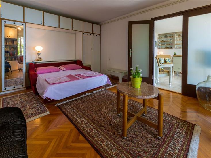 House A1, for 10 persons