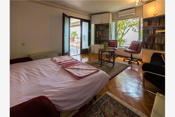 House A1, for 10 persons