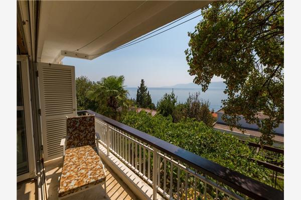 House A1, for 10 persons