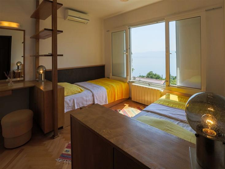 House A1, for 10 persons