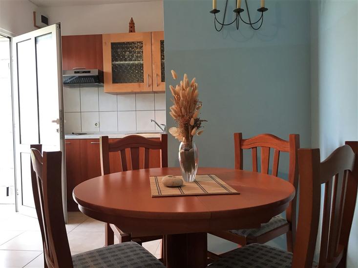 Apartment A2, for 4 persons