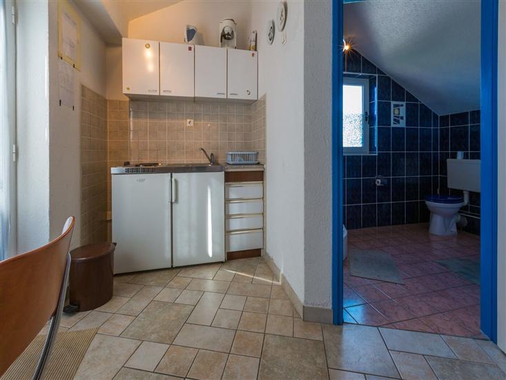 Apartment A4, for 4 persons