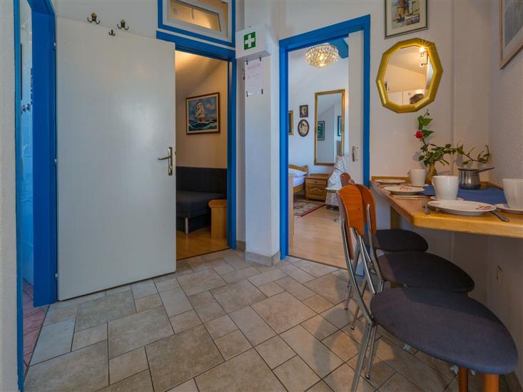 Apartment A4, for 4 persons