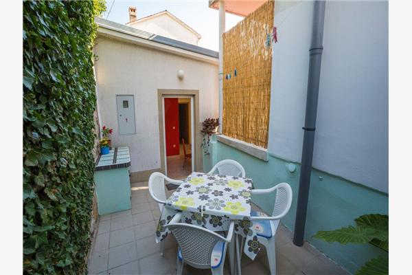 Apartment A2, for 5 persons