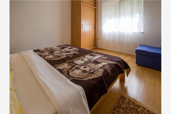 Apartment A2, for 5 persons
