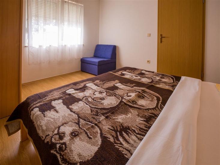 Apartment A2, for 5 persons