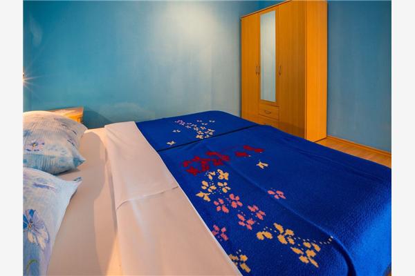 Apartment A2, for 5 persons