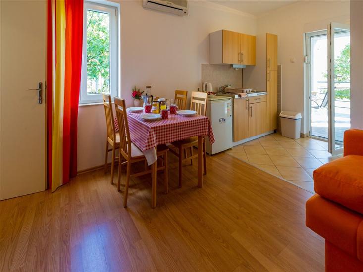 Apartment A1, for 4 persons