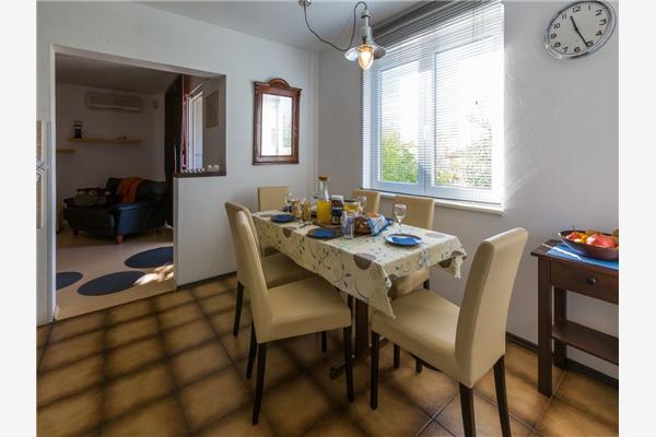 Apartment A3, for 7 persons