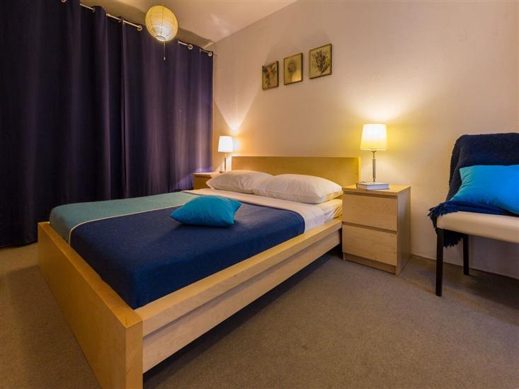 Apartment A3, for 7 persons