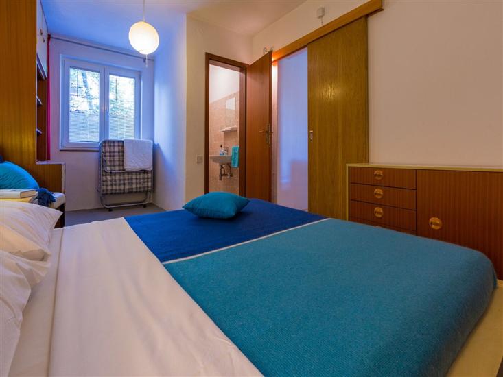 Apartment A3, for 7 persons