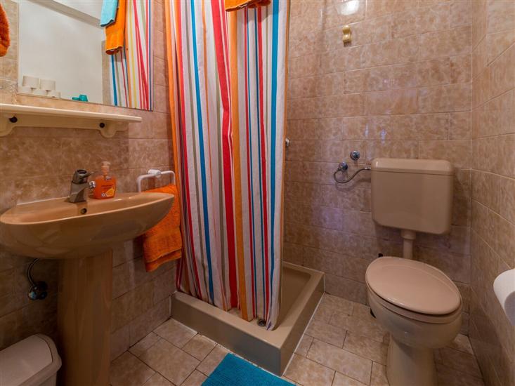 Apartment A3, for 7 persons