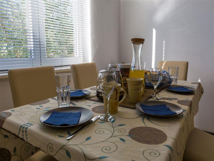 Apartment A3, for 7 persons