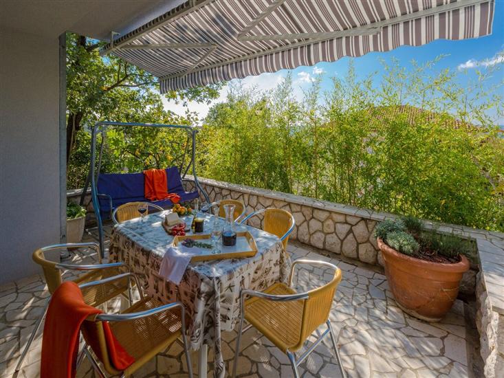 Apartment A3, for 7 persons