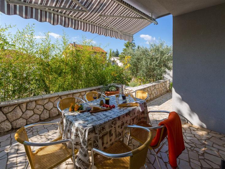 Apartment A3, for 7 persons