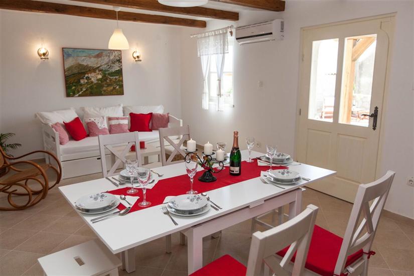 House K1, for 5 persons