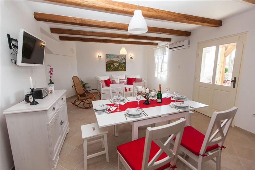 House K1, for 5 persons