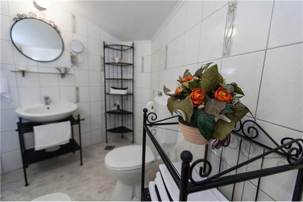 House K1, for 5 persons