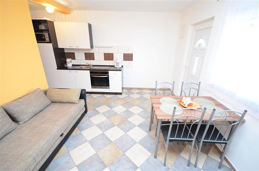 Apartment A1, for 3 persons