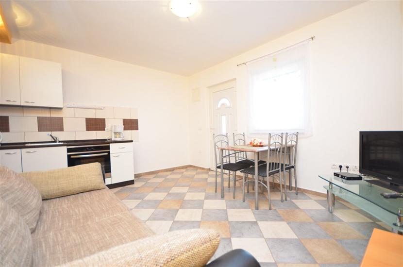 Apartment A1, for 3 persons