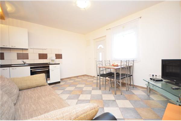 Apartment A1, for 3 persons