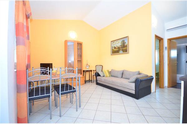 Apartment A2, for 3 persons
