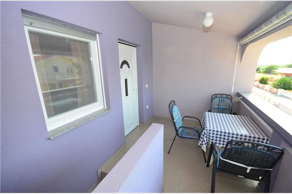Apartment A2, for 3 persons