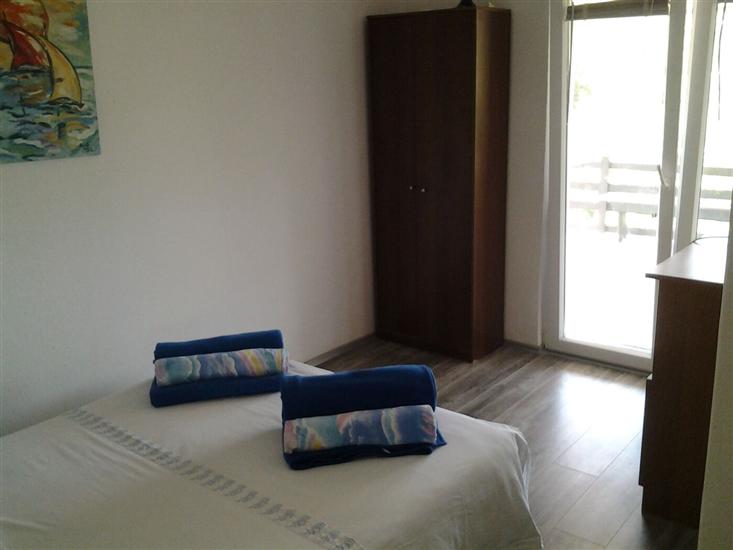 Apartment A3, for 6 persons